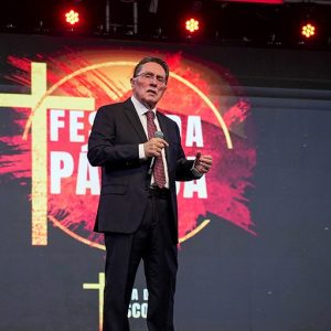 photo_5943028810091532002_x